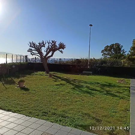 Villa Sul Mare Con Piscina